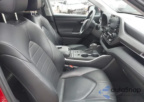 2020 Toyota Highlander Xle z USA, uszkodzony, nr VIN 5TDGZRBHXLS006059